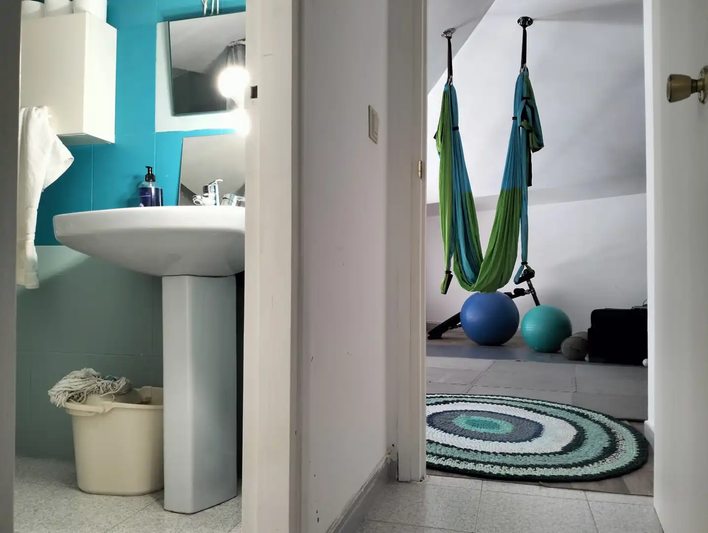 Baño de Ático en venta en Banyoles con Aire acondicionado, Parquet y Terraza