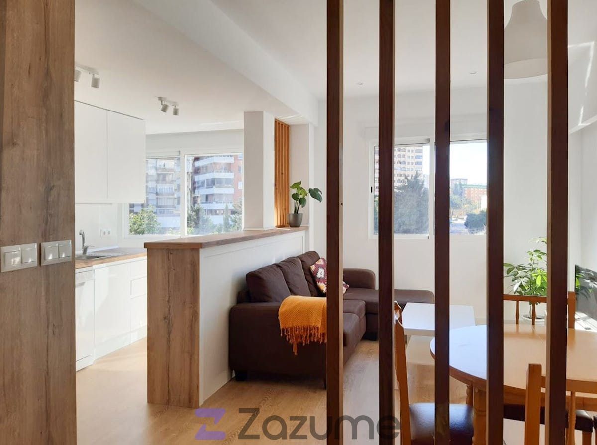 Vista exterior de Piso de alquiler en Málaga Capital con Aire acondicionado, Parquet y Amueblado