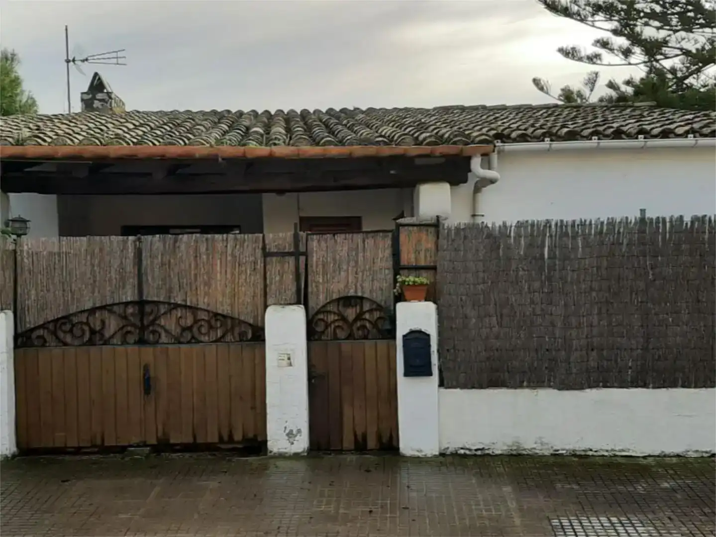 Vista exterior de Casa o xalet en venda en Sant Pere de Ribes
