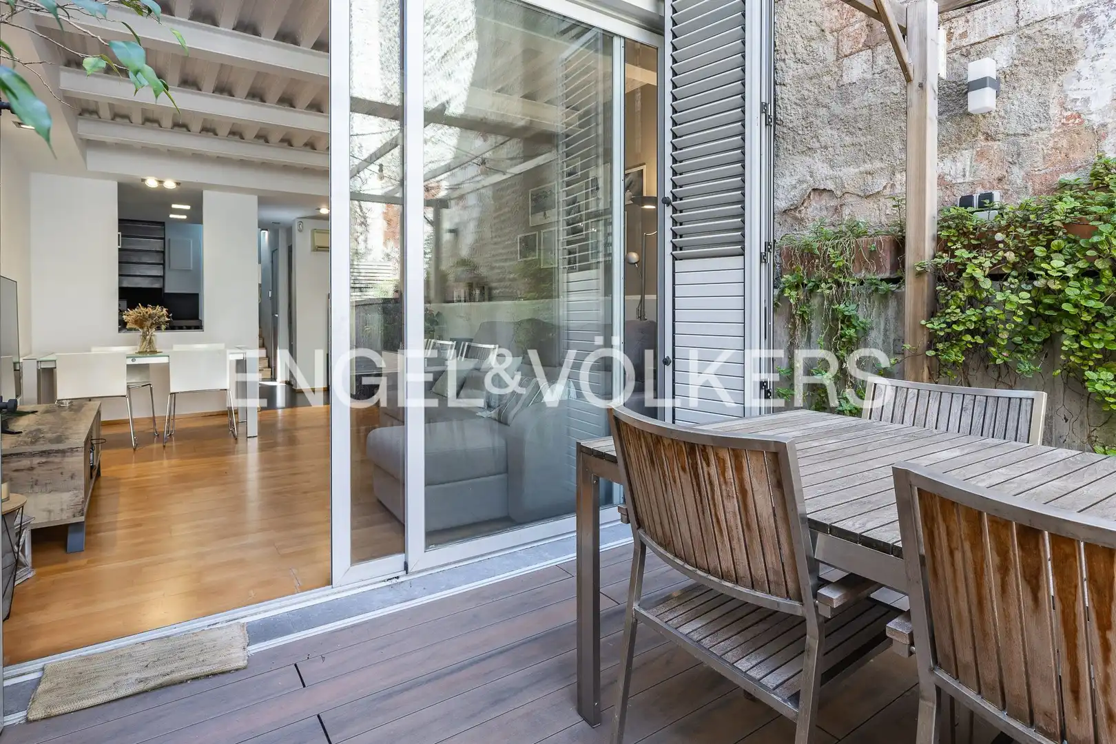 Terraza de Casa adosada en venta en Barcelona con Aire acondicionado, Calefacción y Parquet