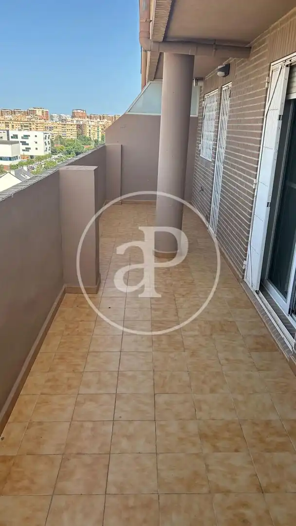 Piso de alquiler en Valencia con Aire acondicionado, Calefacción y Terraza