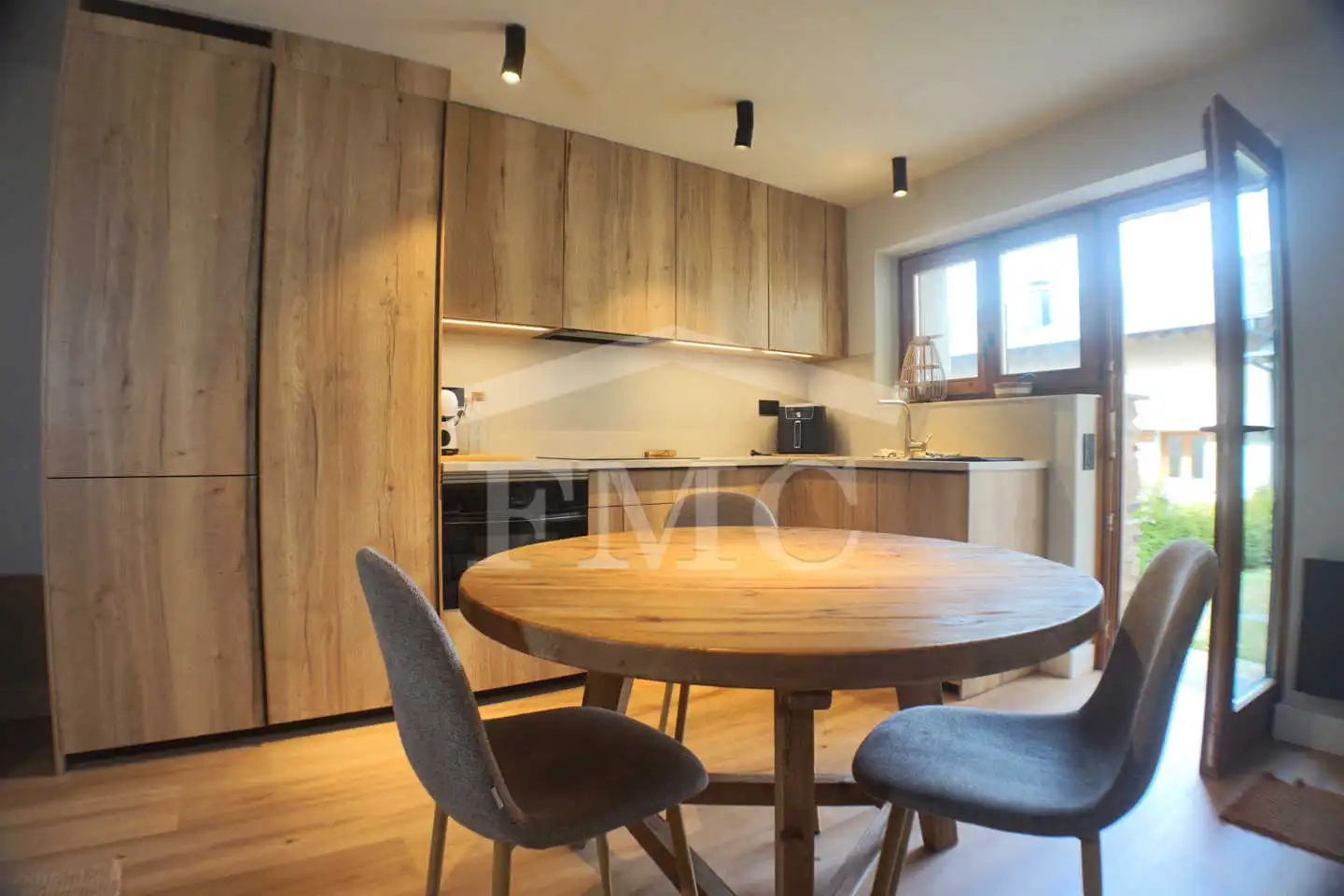 Küche von Haus oder Chalet zur Miete in Saillagouse mit Heizung, Privatgarten und Parkett