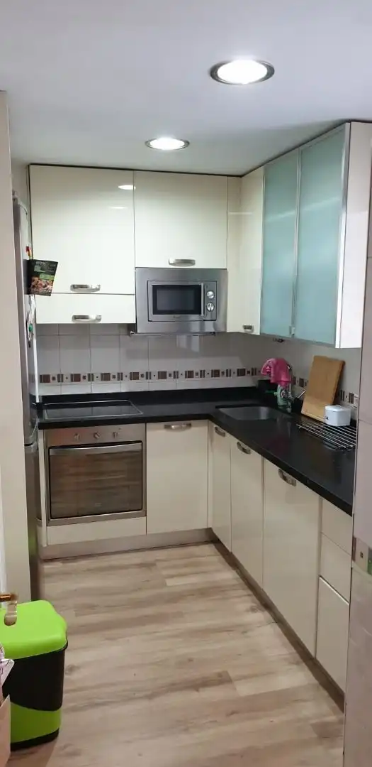 Apartamento de alquiler en Calle Herrería, La Zubia Ciudad