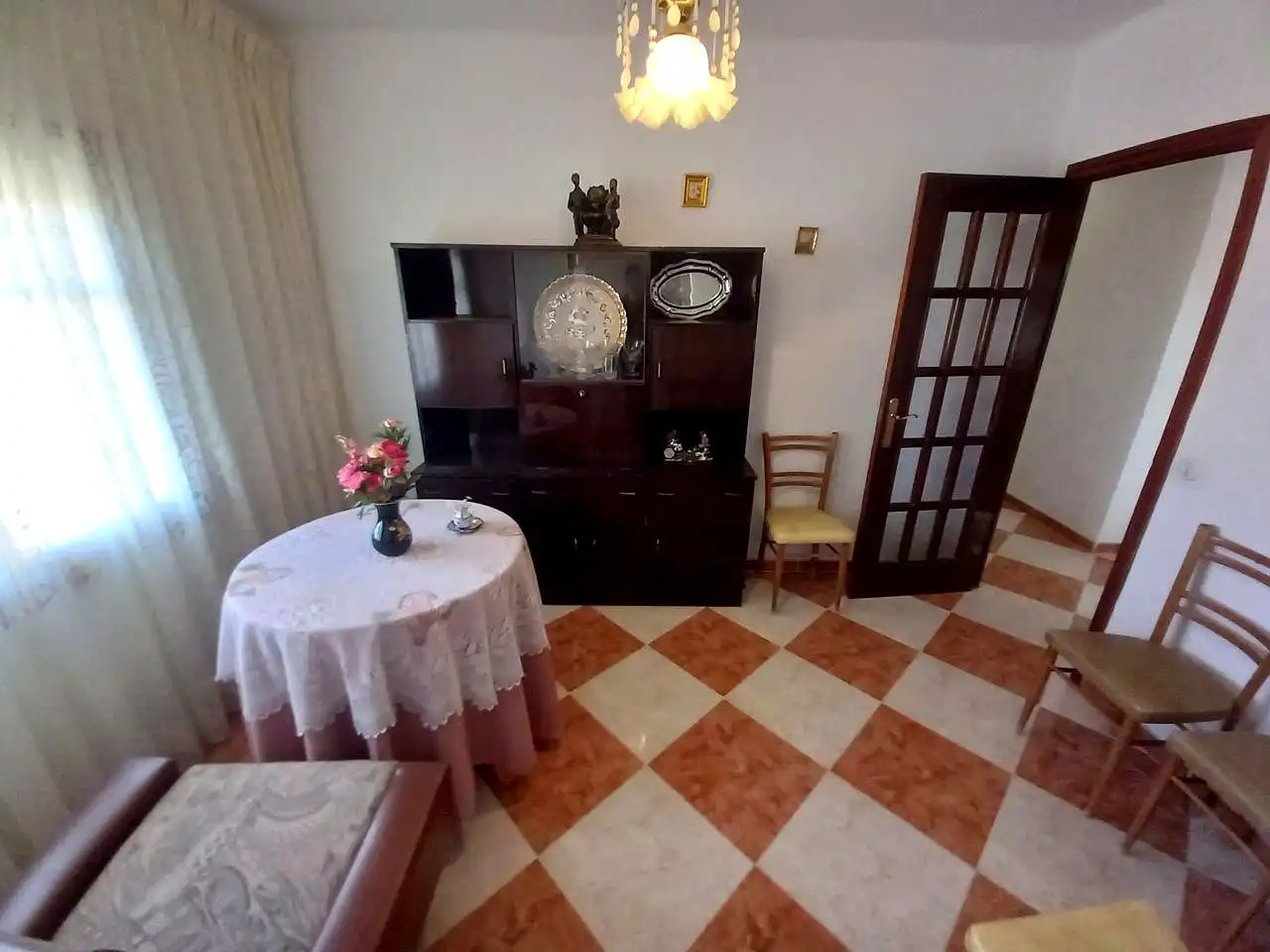 Comedor de Casa o chalet en venta en Codo con Jardín privado, Trastero y Balcón