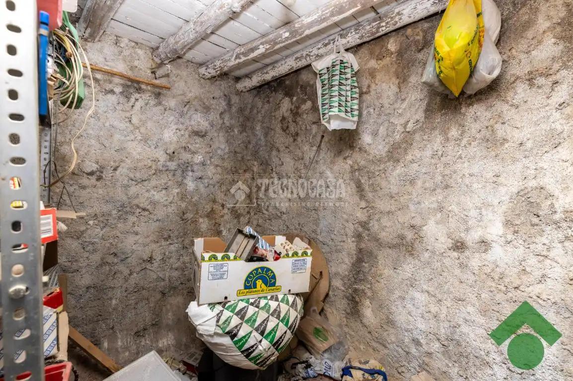 Casa adosada en venta en Colomera con Terraza