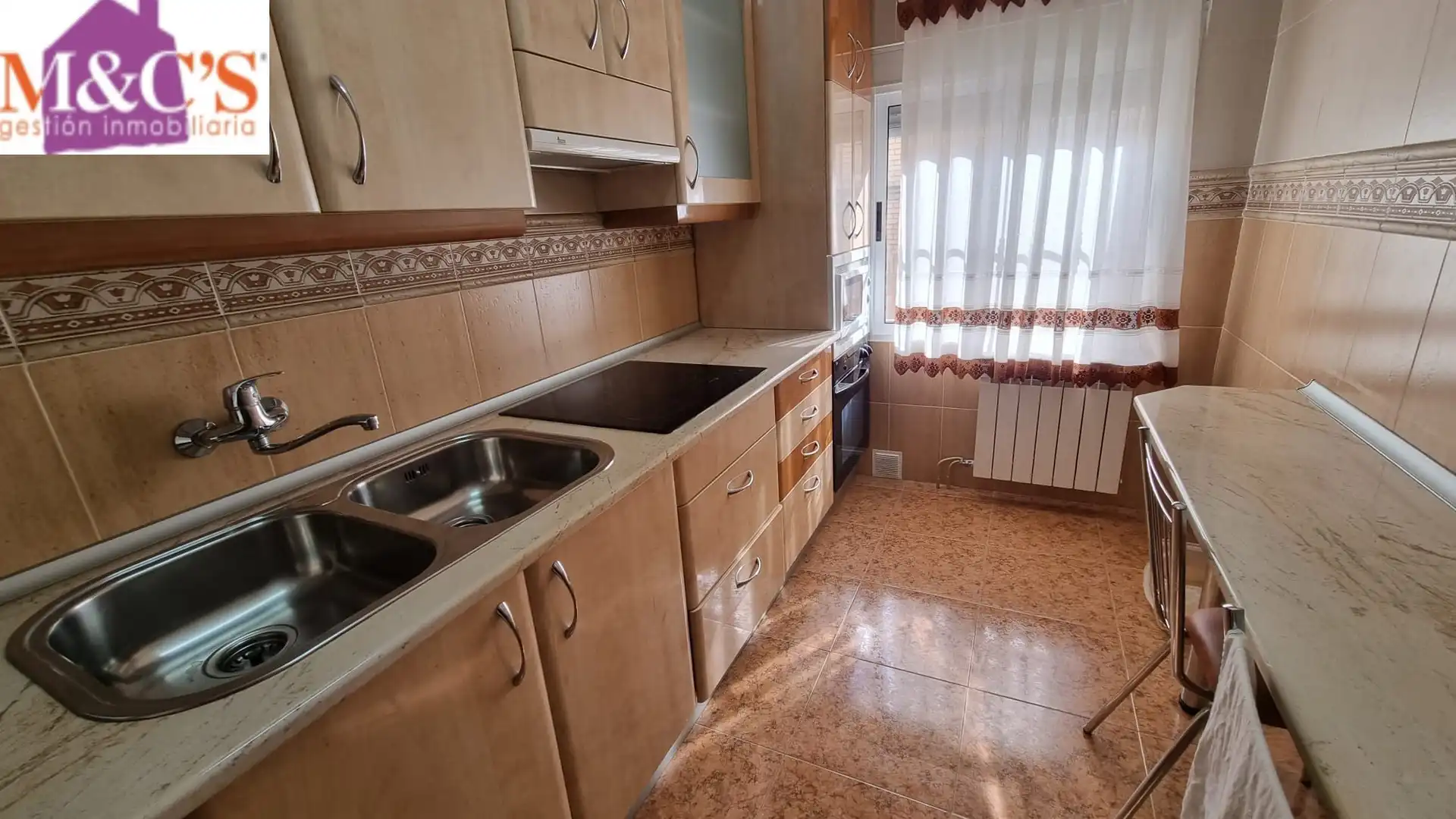 Casa amb balcó en venda a Cabezarrubias del Puerto, imagen 10