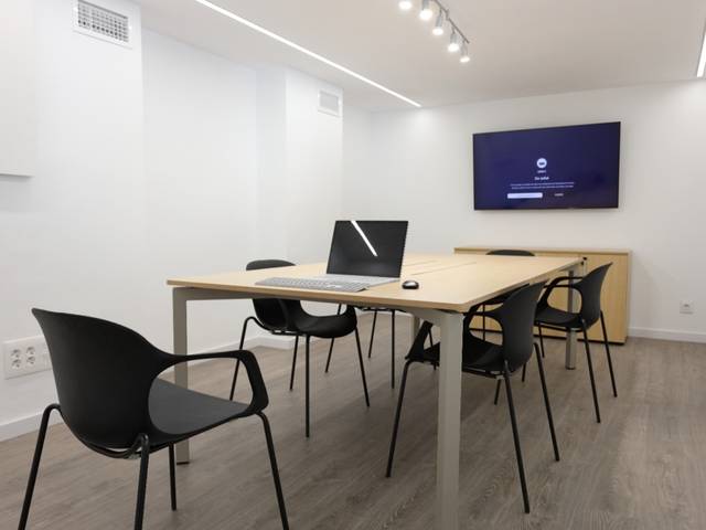 Oficina en Alquiler en Carrer de Campos Crespo, 16 en Safranar