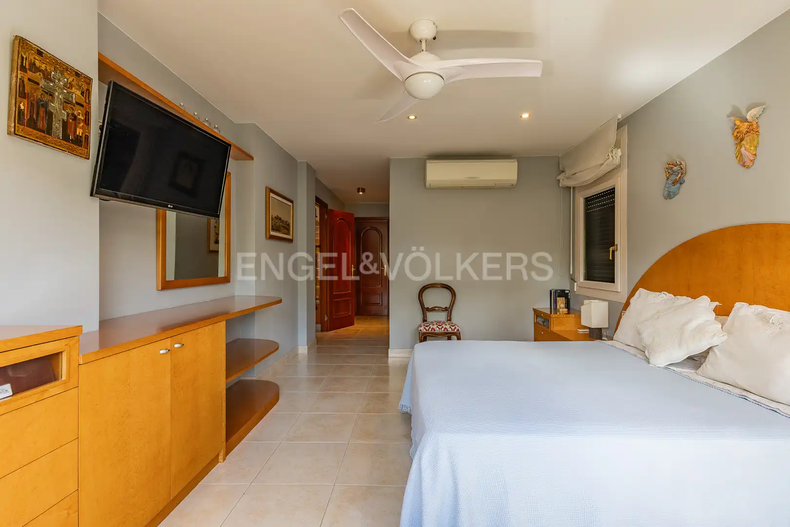 Habitación de Casa o chalet de alquiler en Sant Cugat del Vallès con Calefacción, Jardín privado y Piscina
