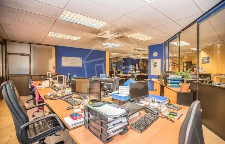 Local comercial en venda a Encamp pueblo, imagen 6