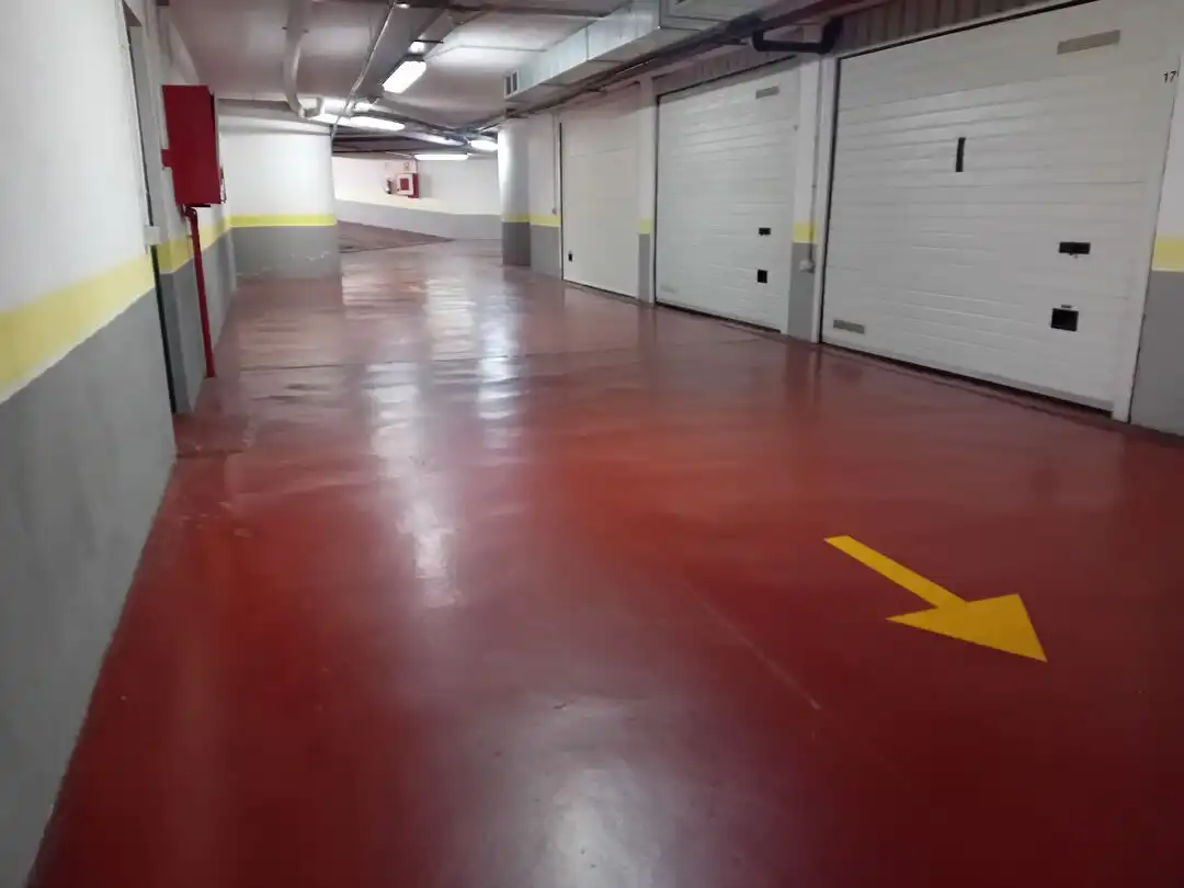 Parking de Apartamento en venta en  Logroño con Aire acondicionado, Calefacción y Trastero
