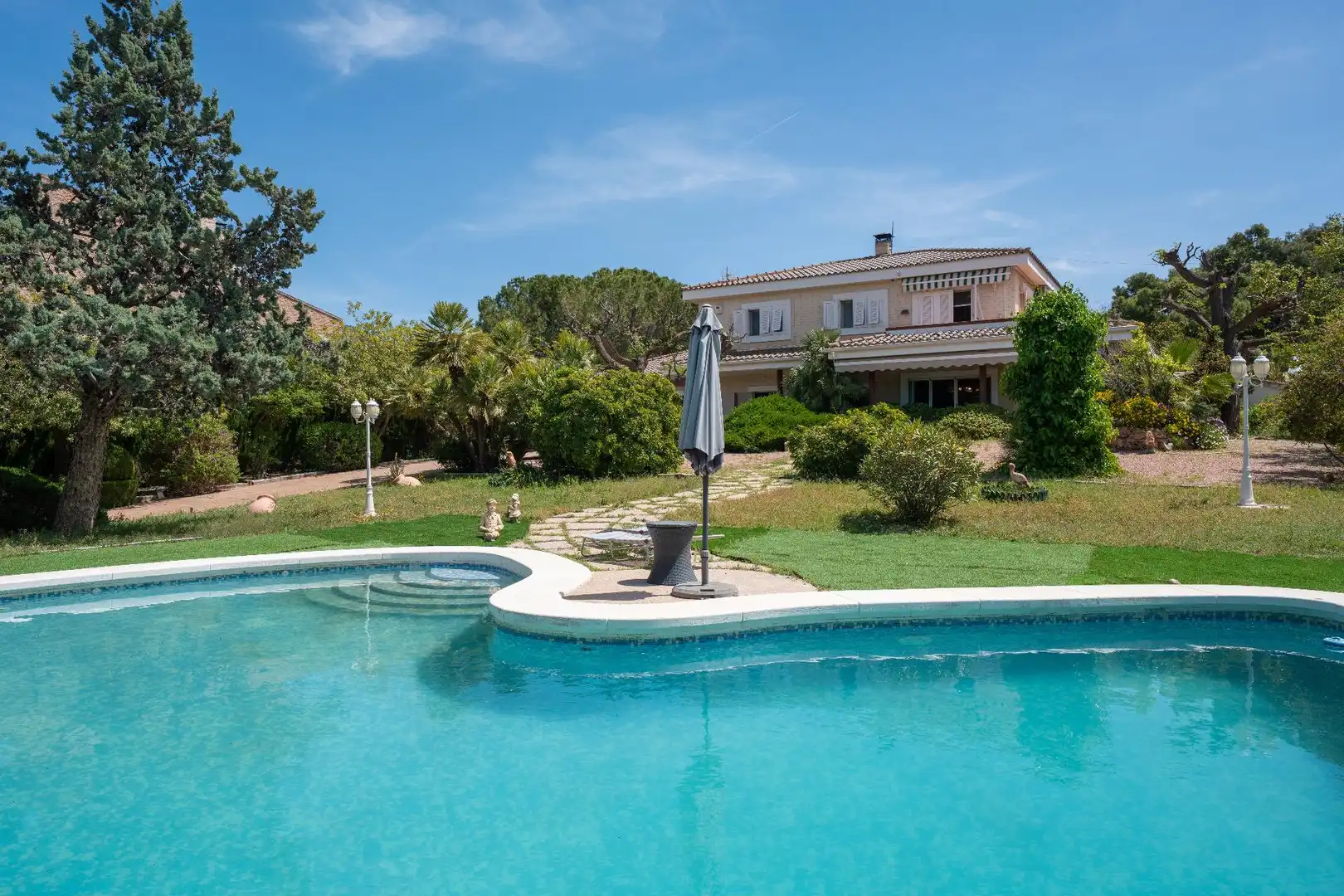 Piscina de Casa o xalet en venda en Petrer amb Aire condicionat, Piscina i Alarma
