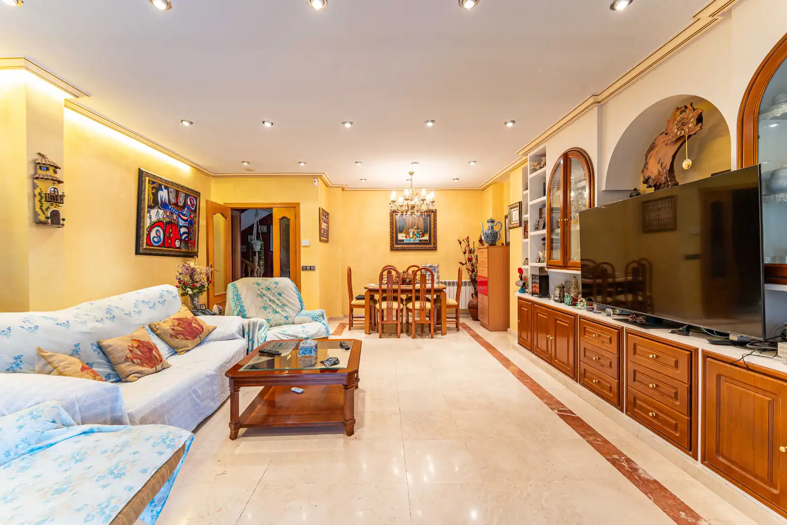 Sala d'estar de Casa o xalet en venda en Serranillos del Valle amb Aire condicionat, Calefacció i Jardí privat