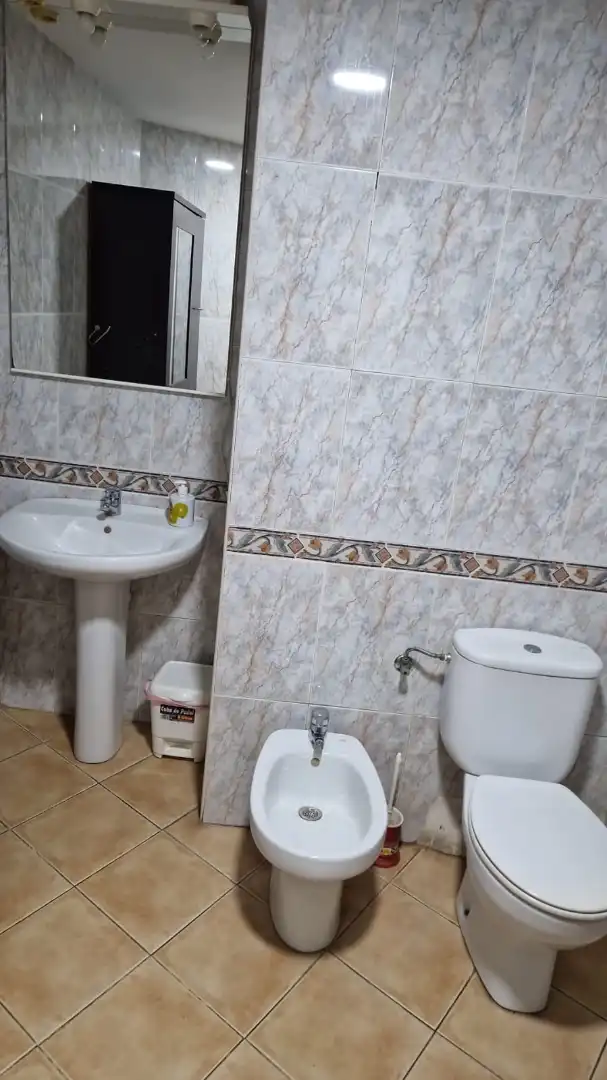 Bathroom of Flat for share in Oliva pueblo