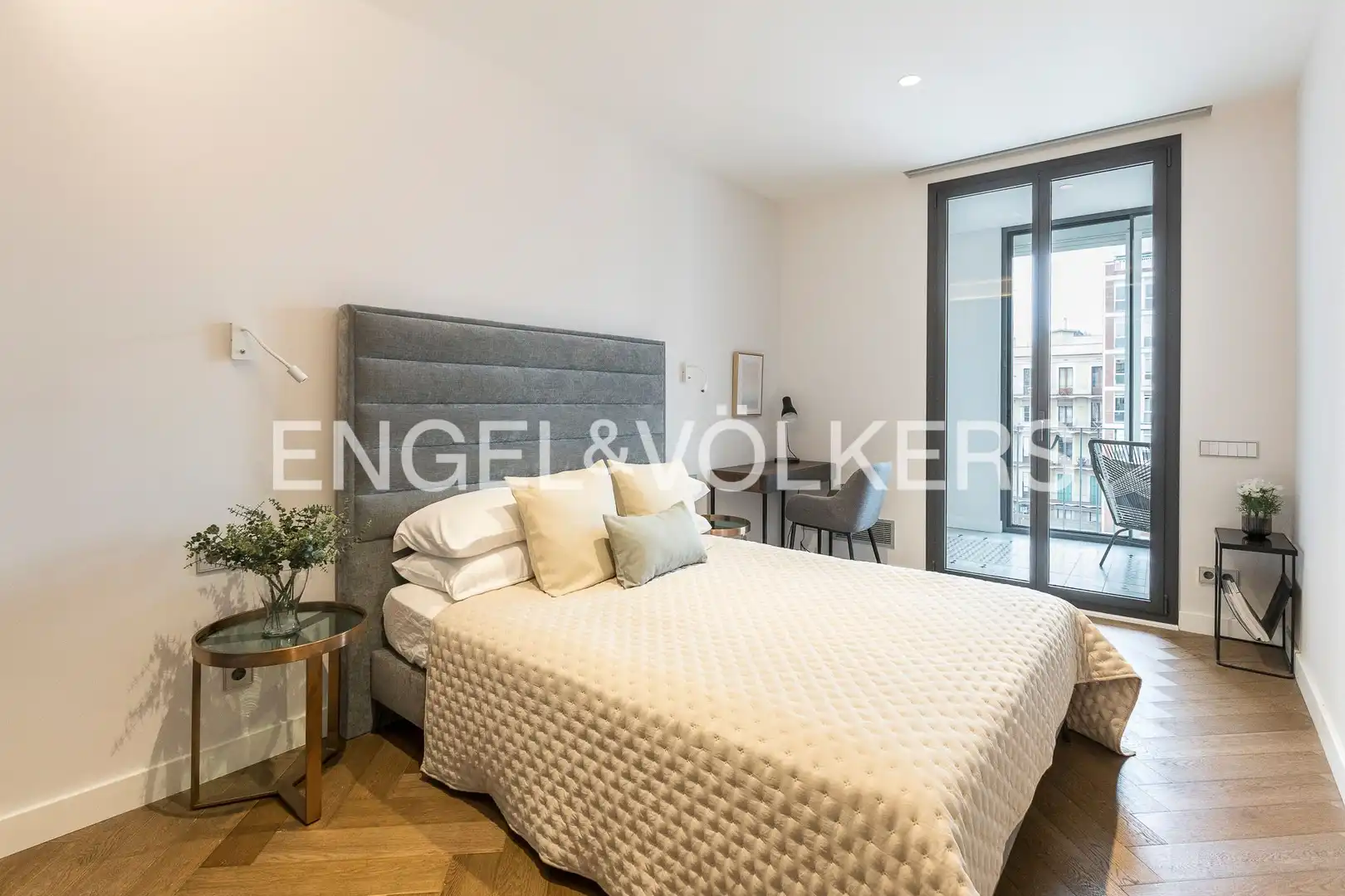 Piso con terraza en venta en Carrer d'Enric Granados, imagen 17