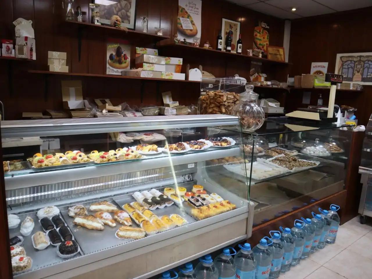 Locale commerciale in cessione a Montflorit 91