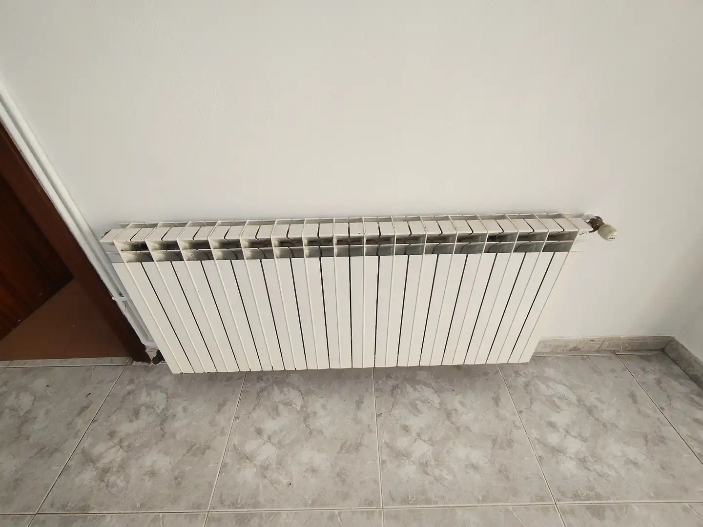 Vista exterior de Piso en venta en Palau-solità i Plegamans con Calefacción y Balcón