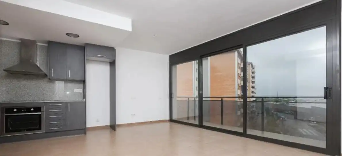 Piso con ascensor en venta en Carrer de Pamplona