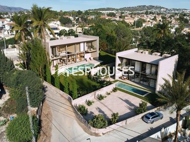 Villa con balcone in vendita a Carrió - La Merced - Los Pinos