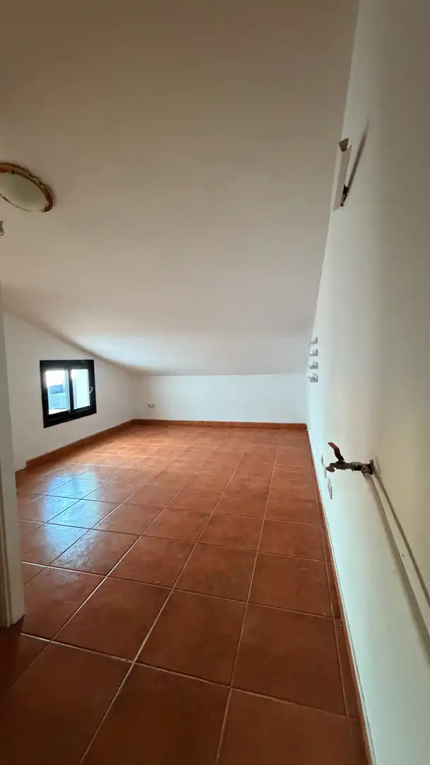 Piso en venta en Pineda de Mar con Terraza y Balcón