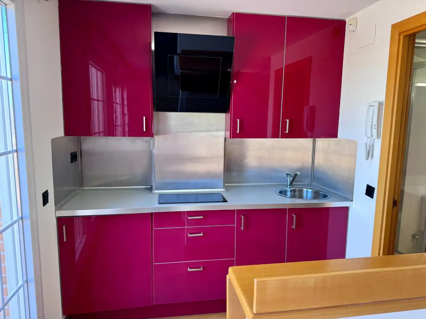Cocina de Casa adosada en venta en Villanueva de la Cañada con Parquet