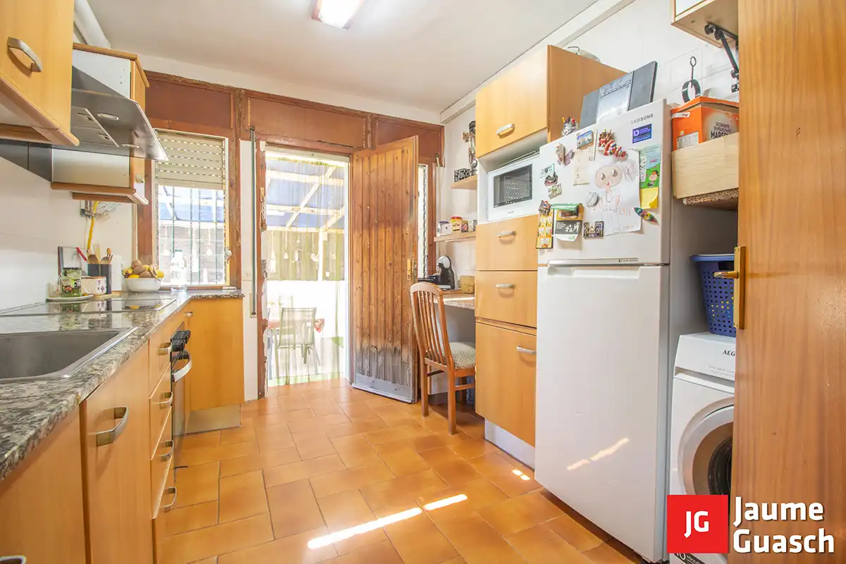 Cocina de Casa o chalet en venta en Torredembarra con Aire acondicionado, Calefacción y Jardín privado
