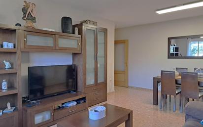 Living room of Flat for sale in Requena  with Parquet flooring