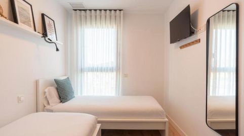 Foto 5 de Apartamento de alquiler en Martiricos - La Roca - La Rosaleda, Málaga Capital
