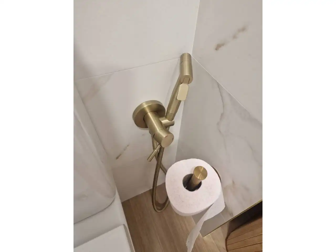 Badezimmer von Dachboden zum Verkauf in León Capital  mit Heizung, Parkett und Terrasse