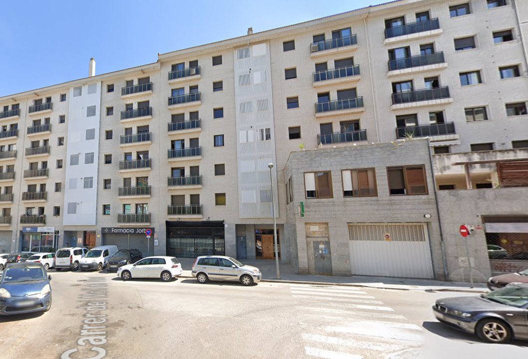 Vista exterior de Pis en venda en Vilanova i la Geltrú