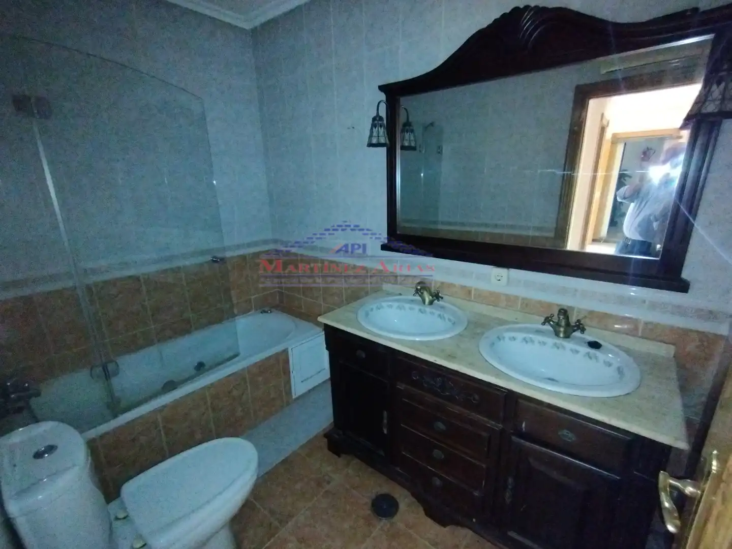 Baño de Piso en venta en Linares con Terraza y Balcón