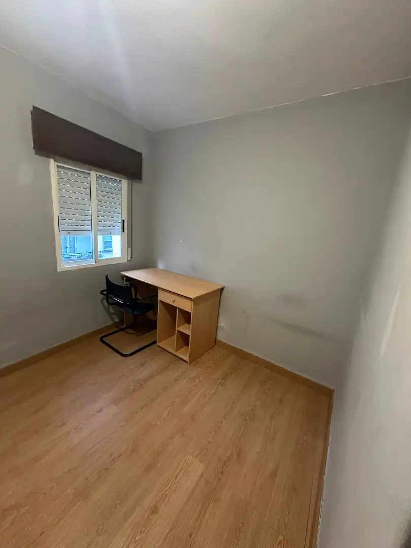 Flat to rent in Avenida de Quiroga Palacios, imagen 4