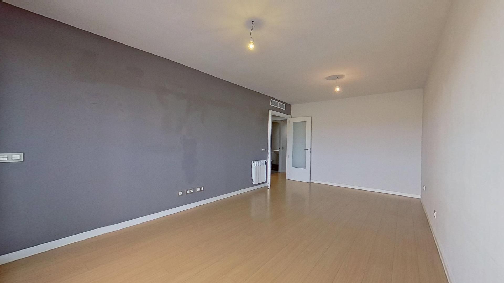 Piso de alquiler en  MADRES DE LA PLAZA D MAYO, Urbanizaciones