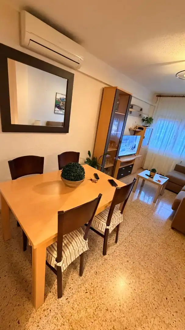 Comedor de Piso en venta en Badalona con Aire acondicionado