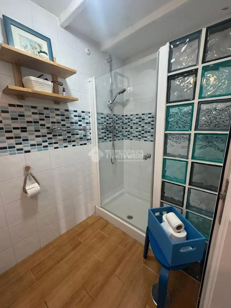 Bathroom of Houses for sale in Arcos de la Frontera  with Air Conditioner and Terrace