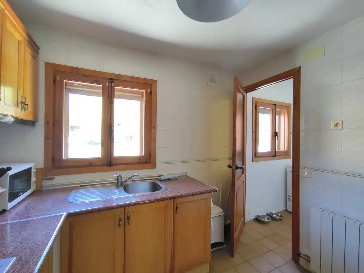Cocina de Casa adosada en venta en Aínsa-Sobrarbe con Calefacción, Jardín privado y Terraza