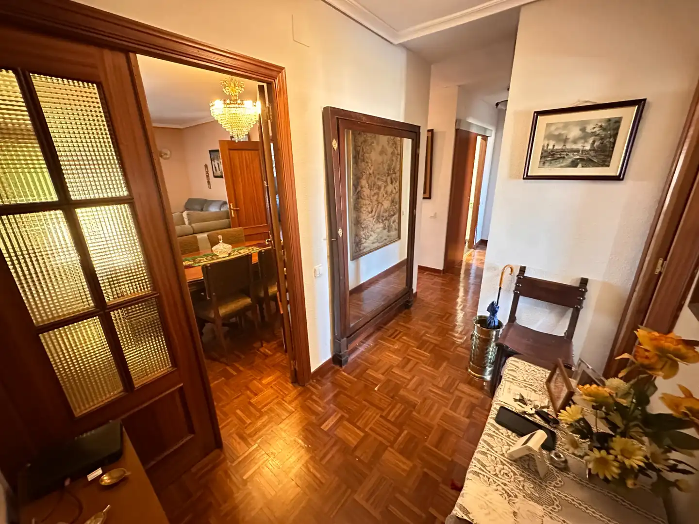 Wohnung zum Verkauf in Cuenca mit Heizung, Parkett und Terrasse