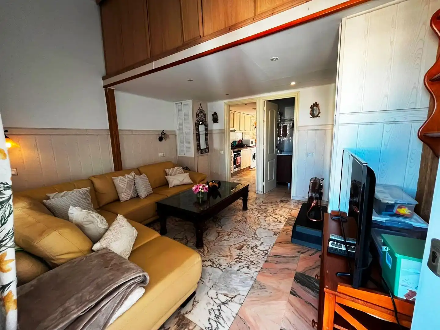 Sala d'estar de Apartament en venda en Valencina de la Concepción amb Aire condicionat, Terrassa i Piscina comunitària
