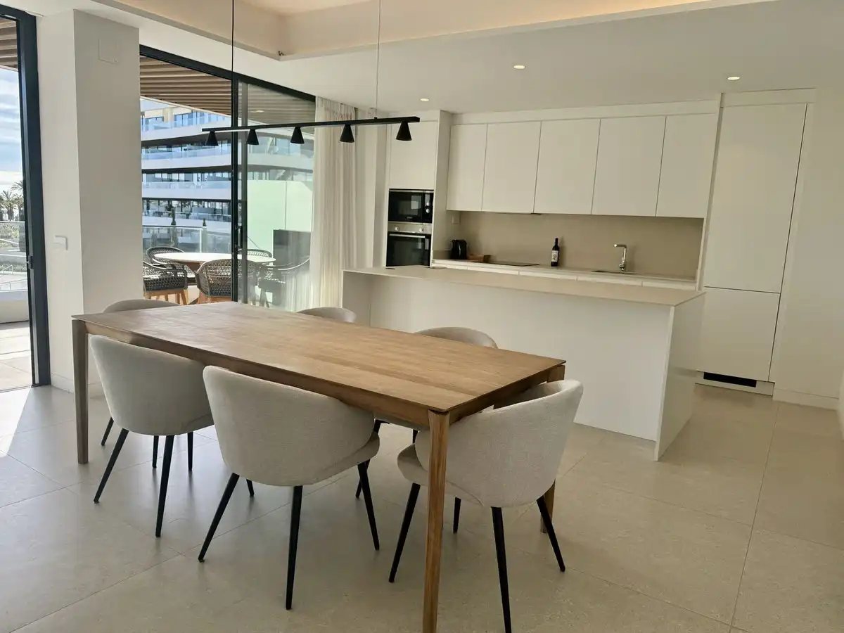 Cuina de Apartament en venda en Torremolinos amb Aire condicionat, Calefacció i Sauna