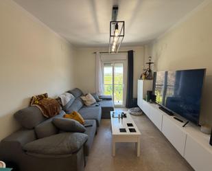 Living room of Flat for sale in Almodóvar del Río  with Air Conditioner, Heating and Parquet flooring