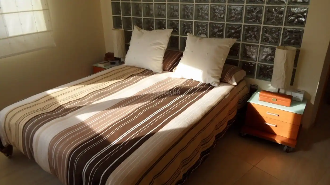 Detached house with garden for sale in Plaça Poligono 59 97, imagen 8