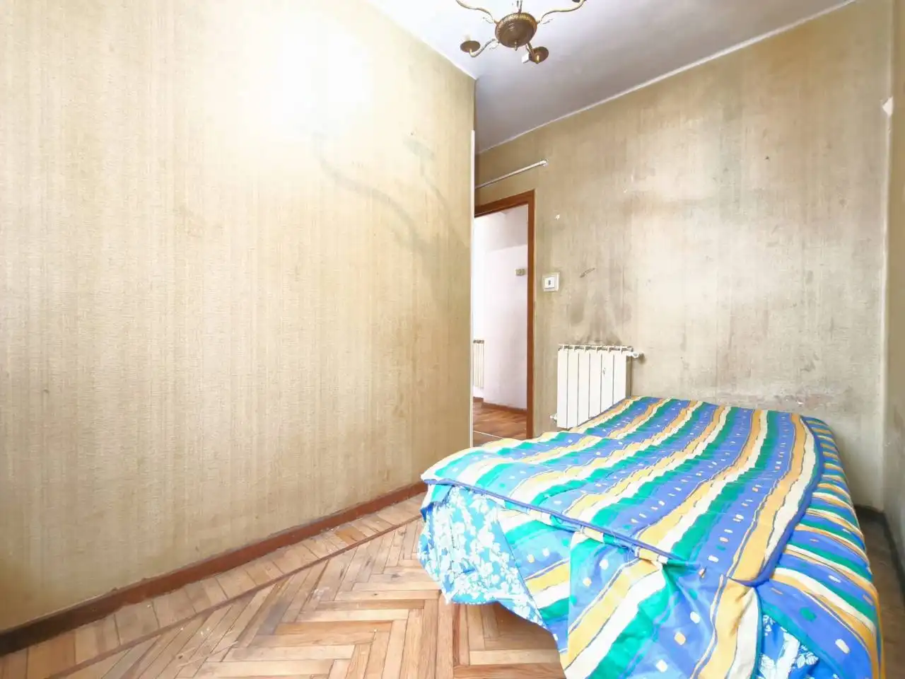 Habitación de Piso en venta en Burgos con Calefacción y Parquet