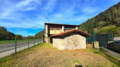 Foto 3 de Casa o xalet en venda a Barrio Treceño-plaza, Valdáliga, Cantabria