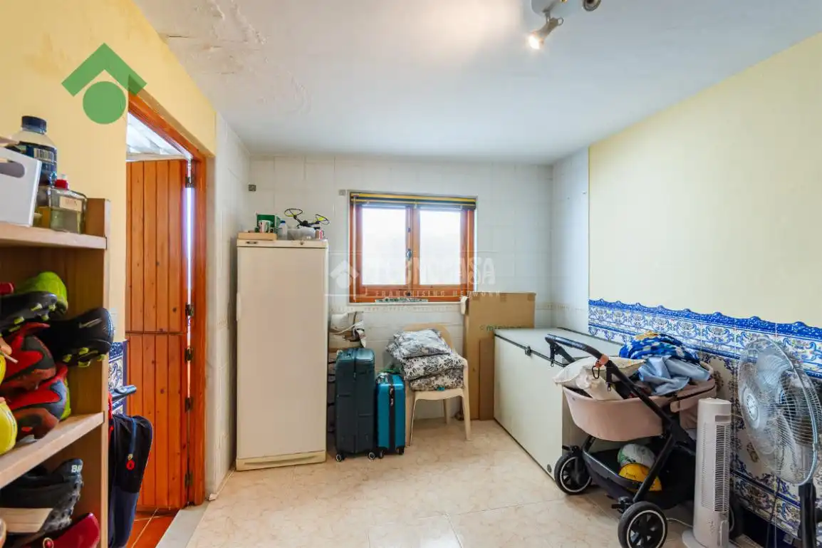 Einfamilien-Reihenhaus zum Verkauf in Almuñecar Centro