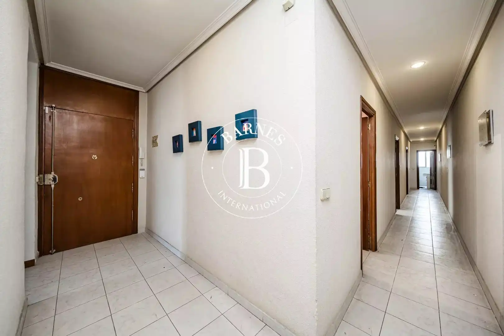 Piso en venta en Madrid con Calefacción y Balcón