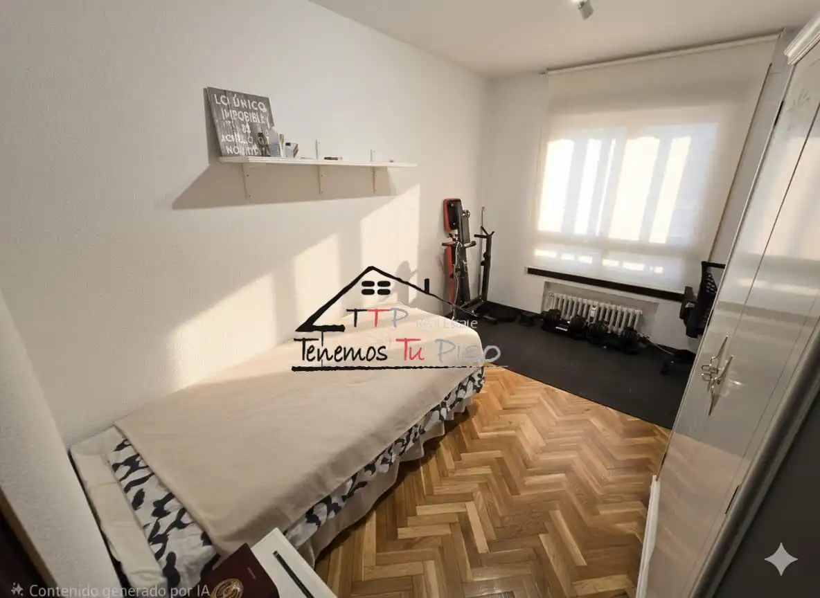 Habitación de Piso en venta en Zaragoza con Aire acondicionado, Calefacción y Parquet