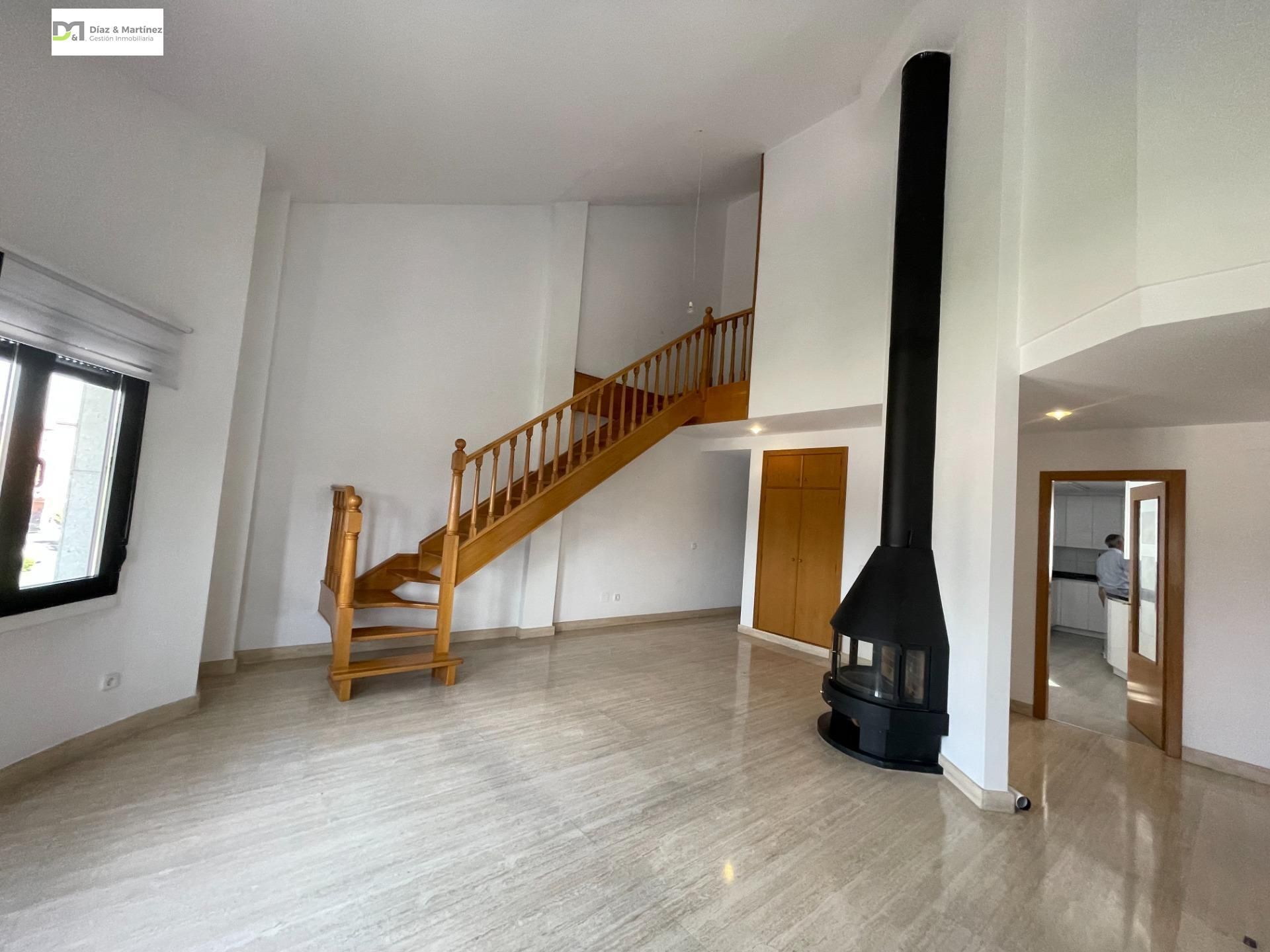 Piso de alquiler en León Capital  con Calefacción, Parquet y Terraza