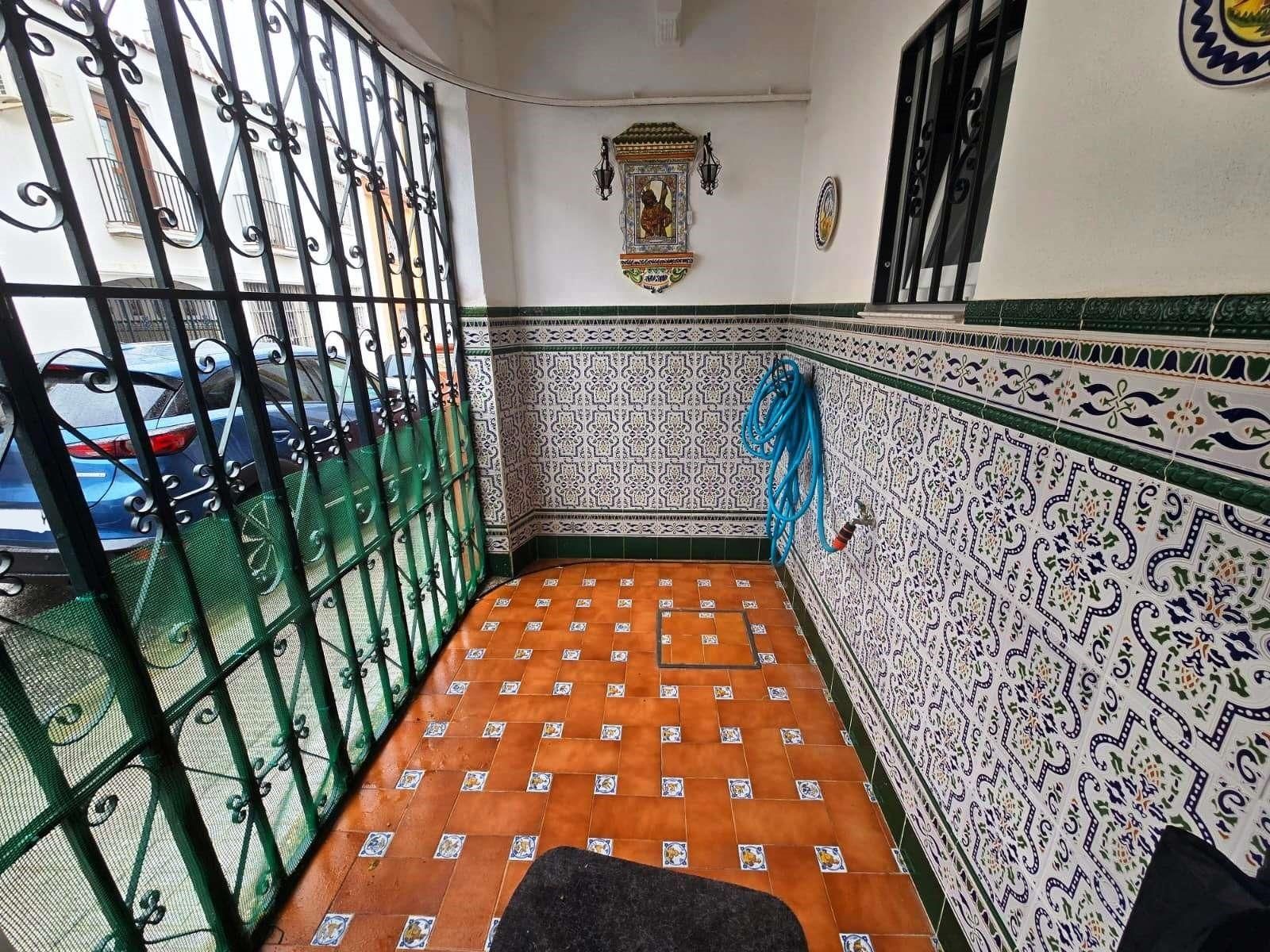 Casa adosada en venda en Castilleja de la Cuesta amb Aire condicionat