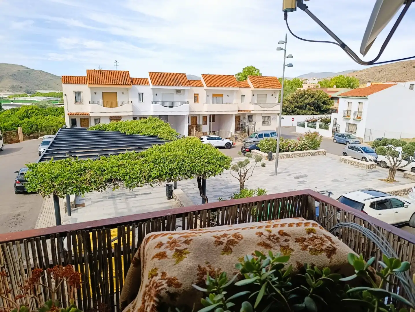 Vista exterior de Casa adosada en venta en Berja con Amueblado y Balcón