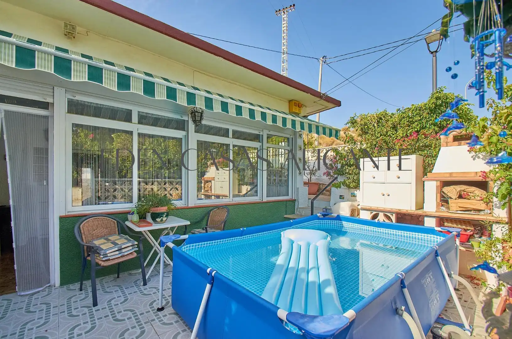 Vista exterior de Casa o chalet en venta en El Campello con Calefacción, Jardín privado y Terraza