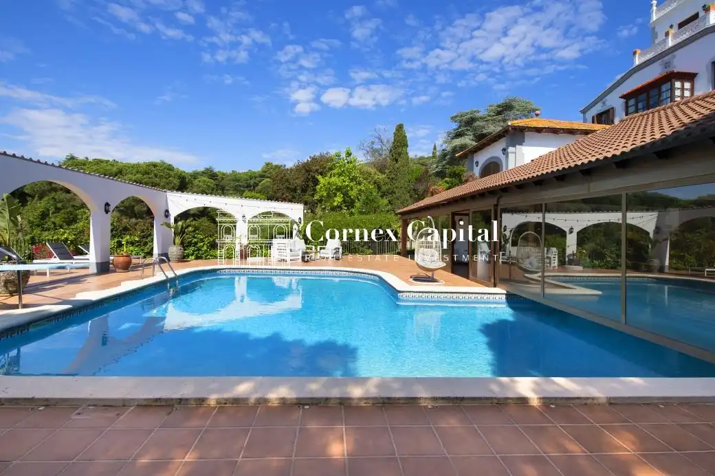 Schwimmbecken von Country house zum Verkauf in Sant Andreu de Llavaneres mit Privatgarten, Terrasse und Schwimmbad